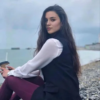 Ева Бербот Telegram AI & Tech mini app